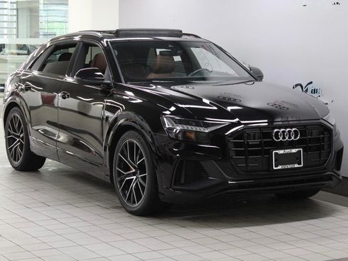 Used 2020 Audi Q8 Prestige w/ Prestige Package image 1
