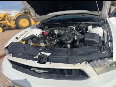 Used 2012 Ford Mustang Coupe RWD image 9