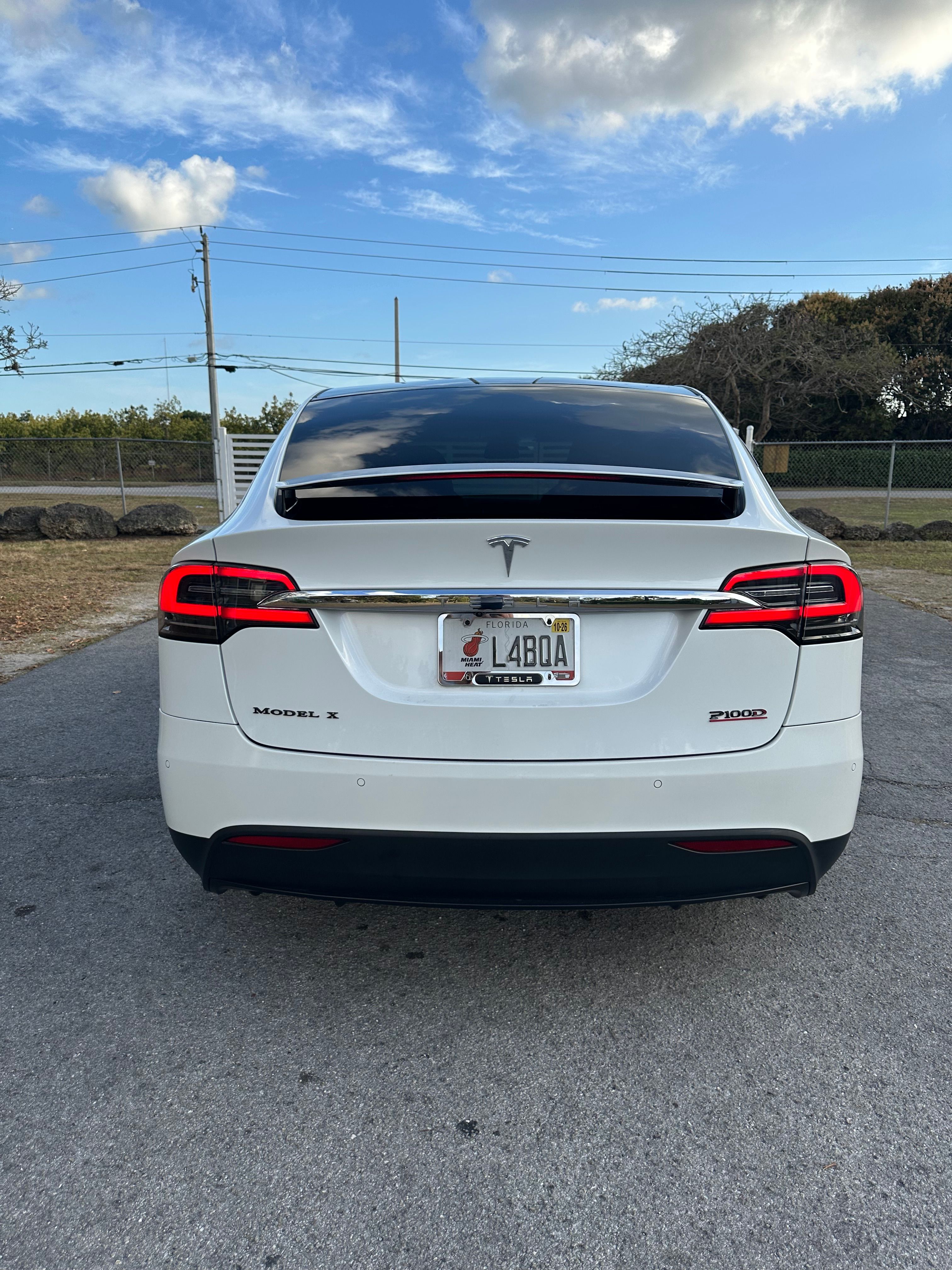Used 2017 Tesla Model X 100D AWD/4WD image 9
