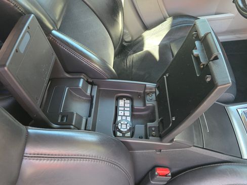 Used 2007 Chrysler 300 SRT8 w/ SRT Option Group II RWD image 24