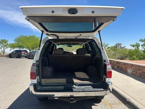 Used 1998 Toyota 4Runner Limited image 11