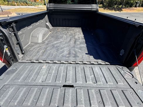 Used 2024 GMC Sierra 2500 Denali w/ Denali Reserve Package image 8