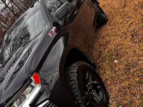 Used 2022 Chevrolet Silverado 1500 LT Trail Boss w/ Protection Package image 4