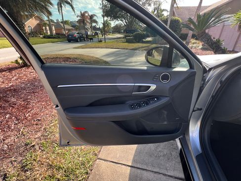 Used 2021 Hyundai Sonata Limited image 28