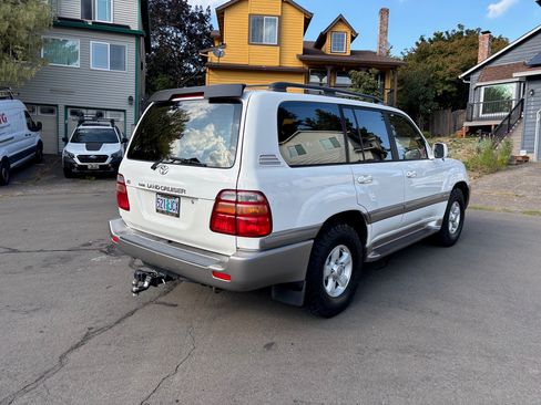 Used 2000 Toyota Land Cruiser image 17