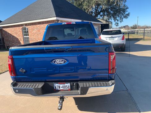 Used 2025 Ford F150 XLT w/ Equipment Group 302A MID image 4