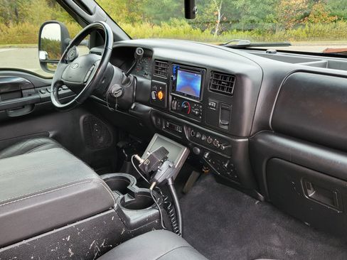 Used 2003 Ford F350 Lariat image 20