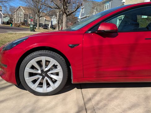 Used 2022 Tesla Model 3 Long Range image 11