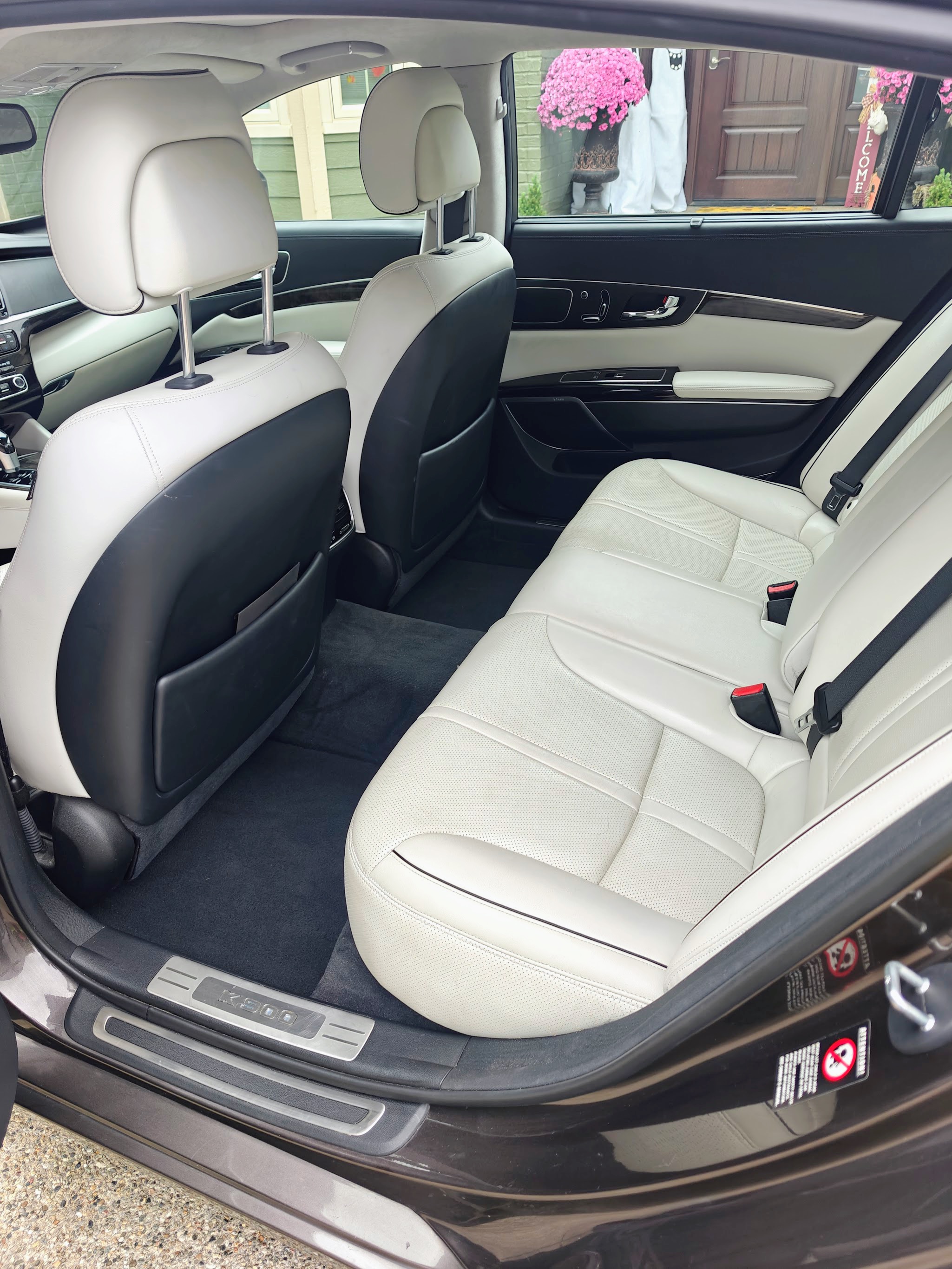 Used 2015 Kia K900 Luxury w/ VIP Package (Discontinued) RWD image 19