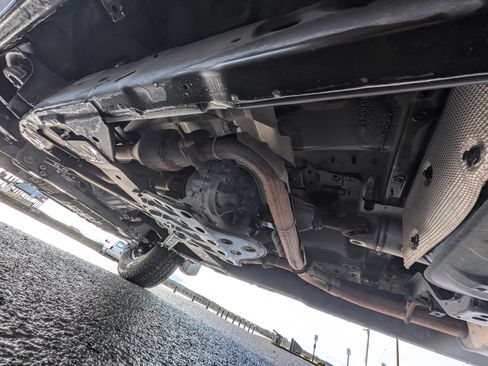 Used 2012 Nissan Frontier PRO-4X image 9