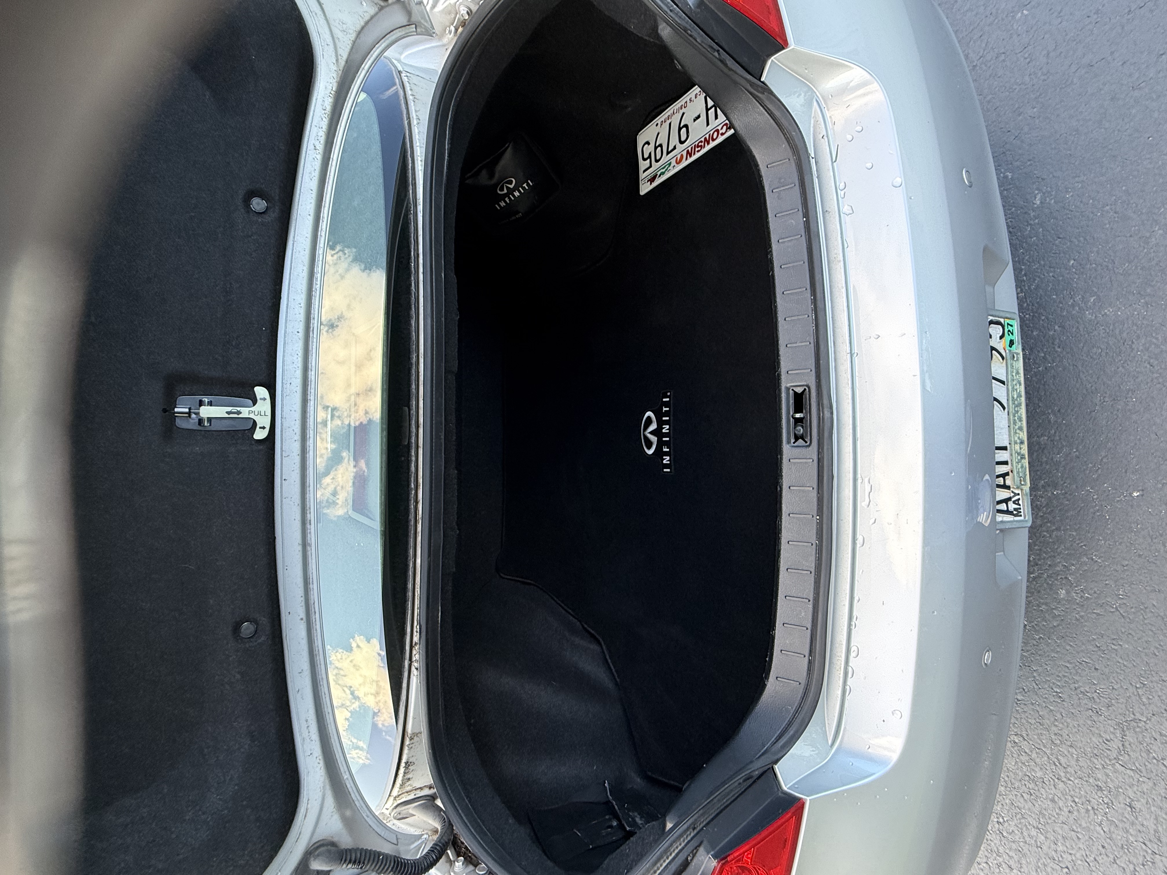 Used 2012 INFINITI G37 x Sedan w/ Premium Pkg AWD/4WD image 10