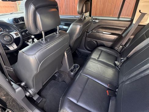 Used 2014 Jeep Compass Limited w/ Sun/Sound Group image 14