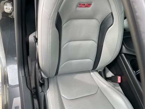 Used 2016 Chevrolet Camaro SS RWD image 20