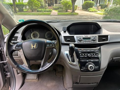 Used 2012 Honda Odyssey EX-L image 4