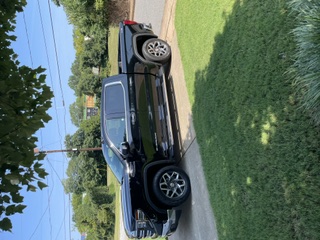 Used 2022 GMC Sierra 1500 SLT w/ SLT Premium Plus Package AWD/4WD image 17