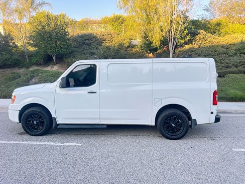Used 2020 Nissan NV 1500 SV w/ Navigation Package image 10