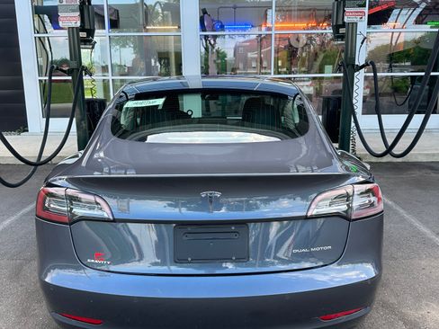 Used 2020 Tesla Model 3 AWD/4WD image 1