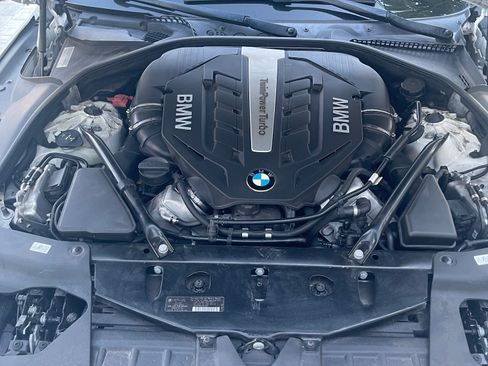 Used 2013 BMW 650i Convertible image 10