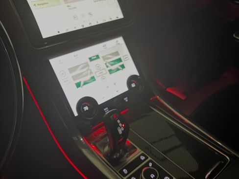 Used 2022 Land Rover Range Rover Sport Autobiography image 12