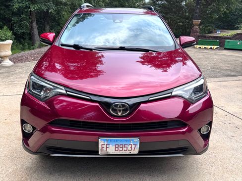 Used 2018 Toyota RAV4 Limited w/ All Weather Liner Package AWD/4WD image 2