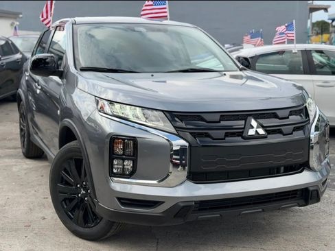 Used 2026 Mitsubishi Outlander Sport SE AWD/4WD image 4