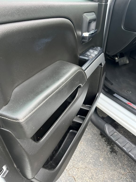 Used 2019 Chevrolet Silverado 2500 LT w/ LT Convenience Package AWD/4WD image 14