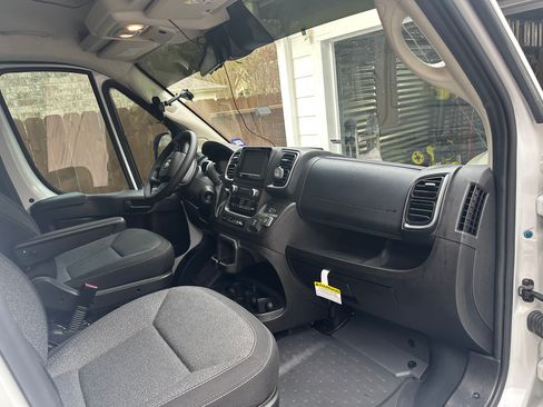 Used 2024 RAM ProMaster 2500 w/ Quick Order Package 22G SLT image 14