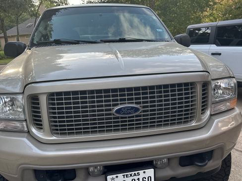 Used 2004 Ford Excursion Limited AWD/4WD image 9