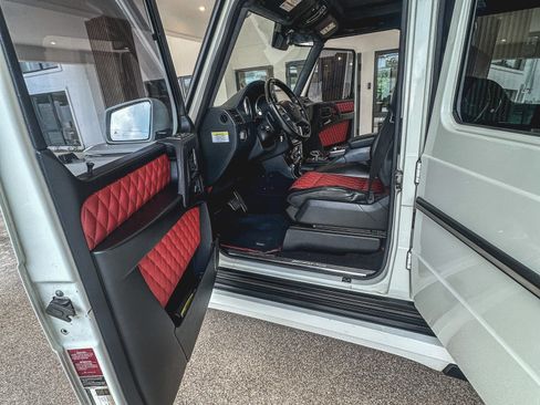 Used 2013 Mercedes-Benz G 63 AMG 4MATIC image 6