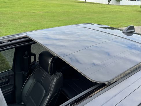 Used 2021 RAM 1500 Limited image 2