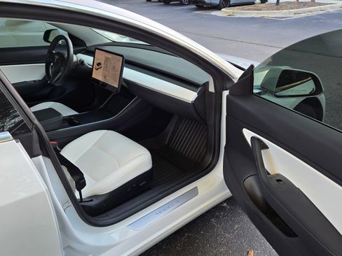 Used 2019 Tesla Model 3 Standard Range Plus image 11