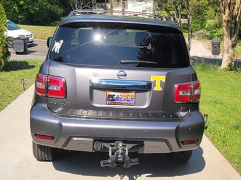 Used 2020 Nissan Armada SL w/ Premium Package image 4