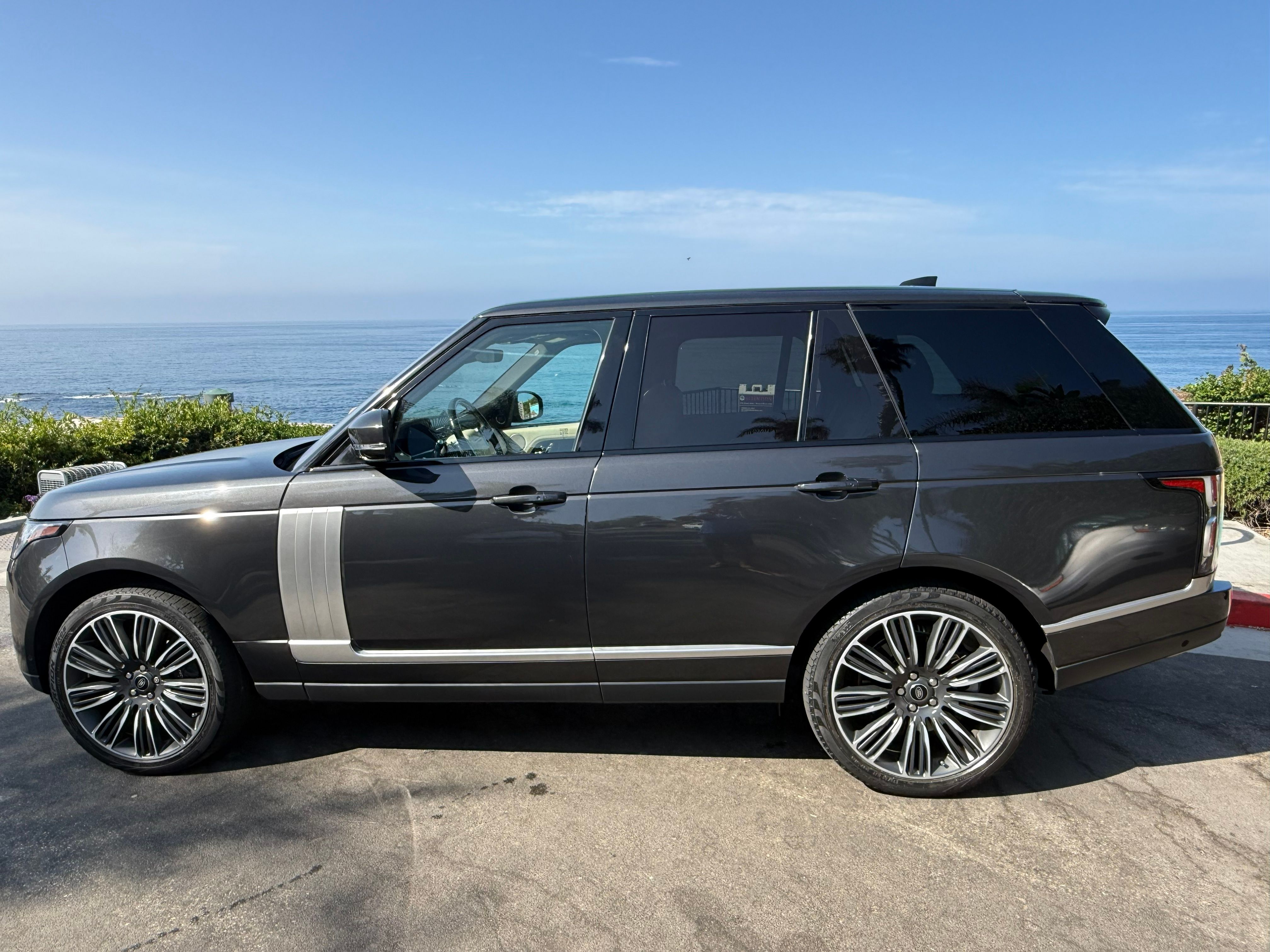 Used 2022 Land Rover Range Rover Westminster Edition AWD/4WD image 1