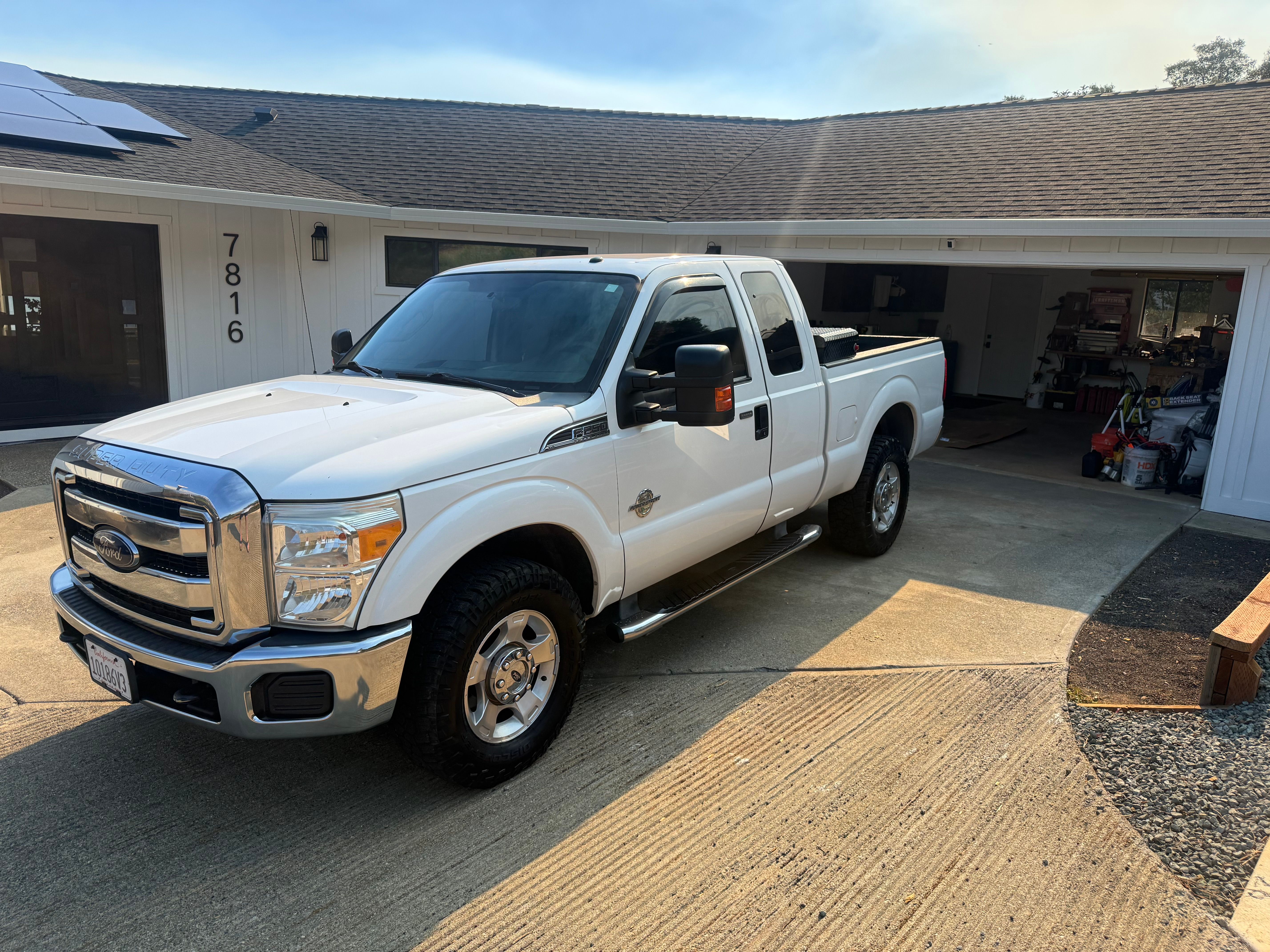 Used 2015 Ford F250 XLT w/ XLT Interior Package RWD image 1