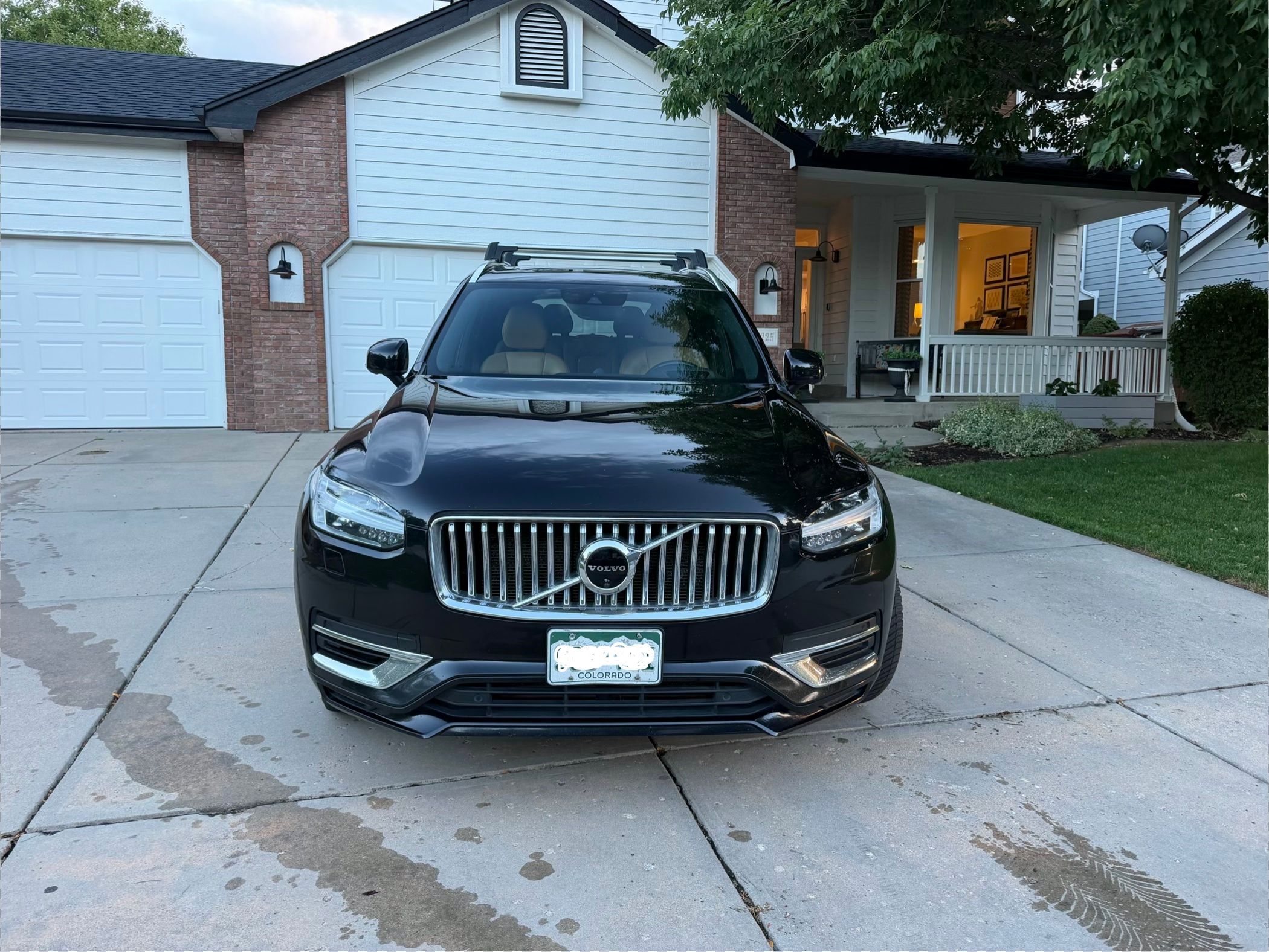 Used 2021 Volvo XC90 T8 Inscription w/ Advanced Package AWD/4WD image 2