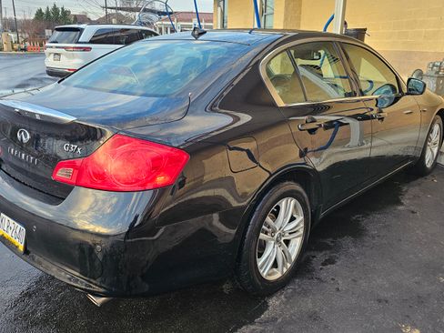 Used 2012 INFINITI G37 x Sedan w/ Premium Pkg image 9