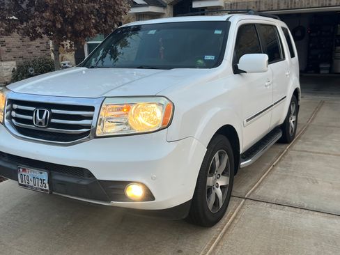 Used 2012 Honda Pilot Touring image 2