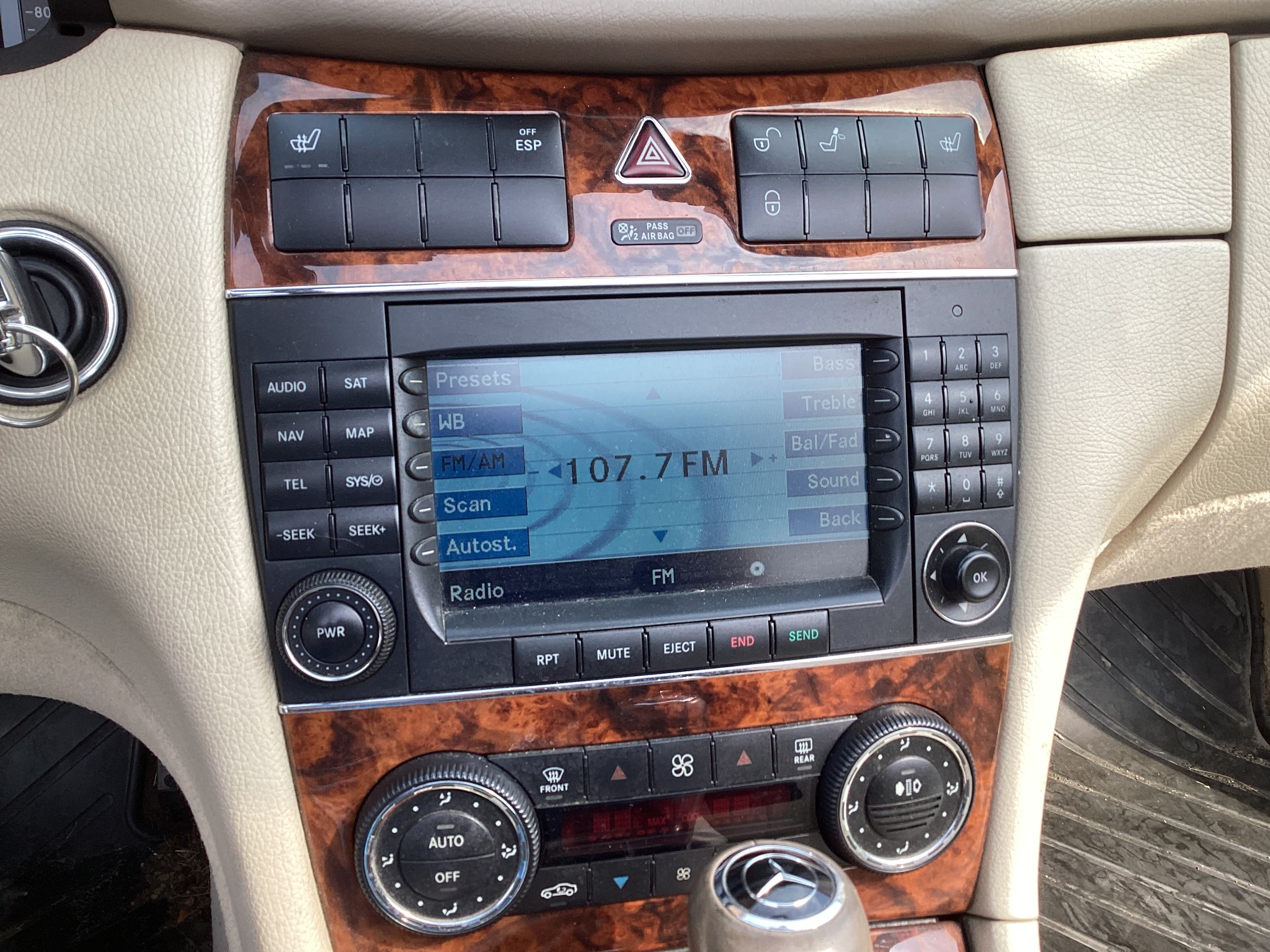 Used 2008 Mercedes-Benz CLK 350 Cabriolet image 13