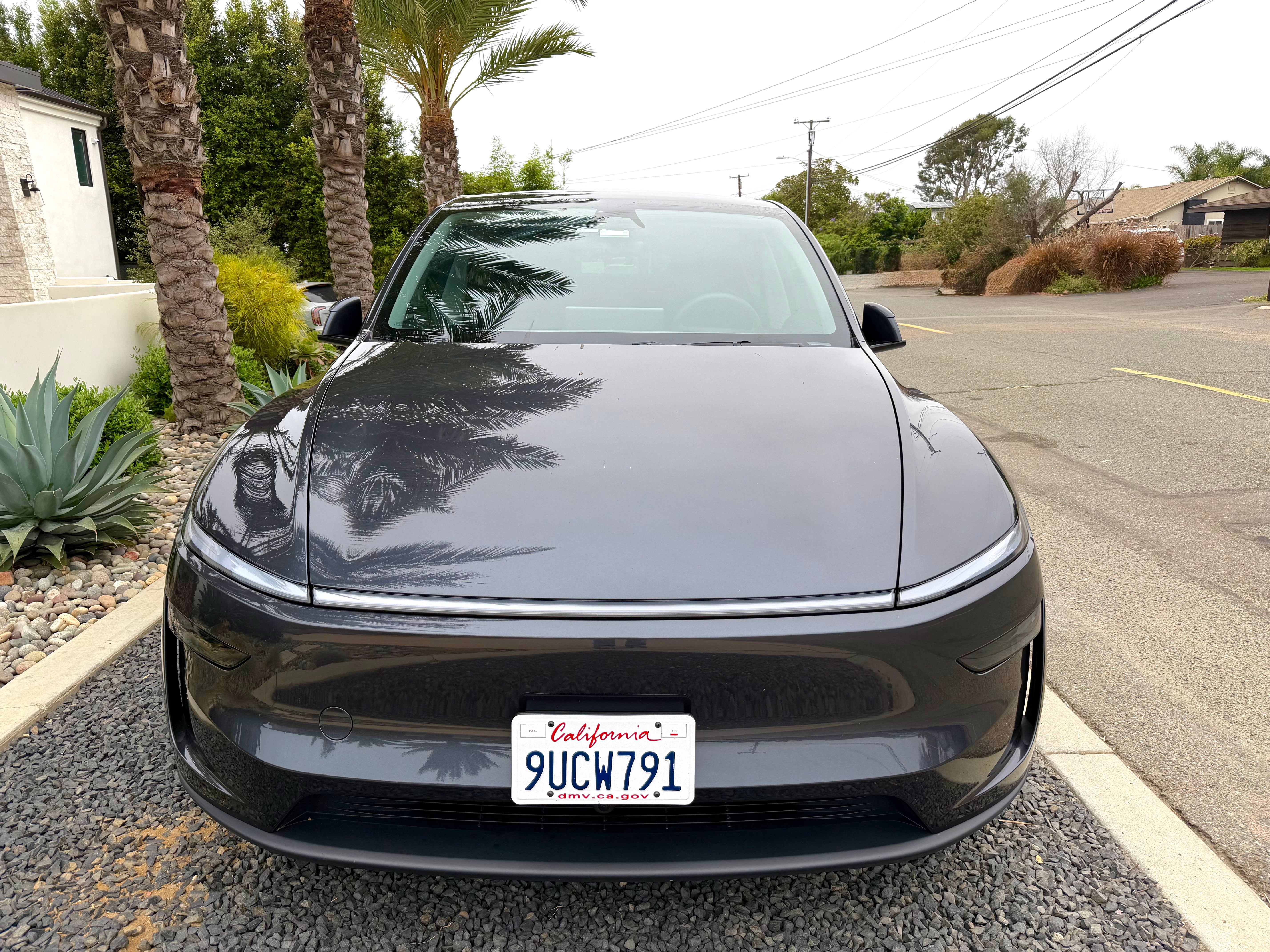 Used 2026 Tesla Model Y Long Range AWD/4WD image 2