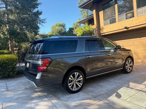 Used 2020 Ford Expedition Max Platinum AWD/4WD image 6