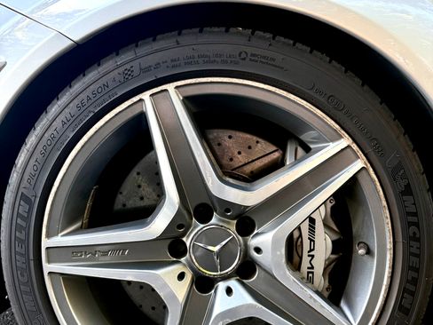 Used 2010 Mercedes-Benz C 63 AMG Sedan image 11