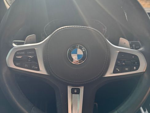 Used 2021 BMW X7 xDrive40i w/ M Sport Package image 11