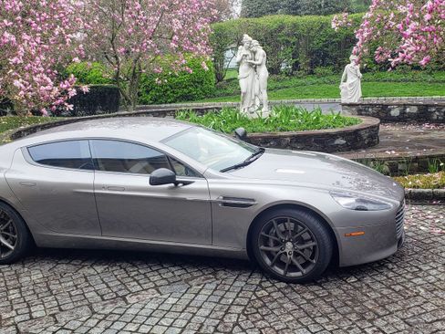 Used 2014 Aston Martin Rapide S image 4