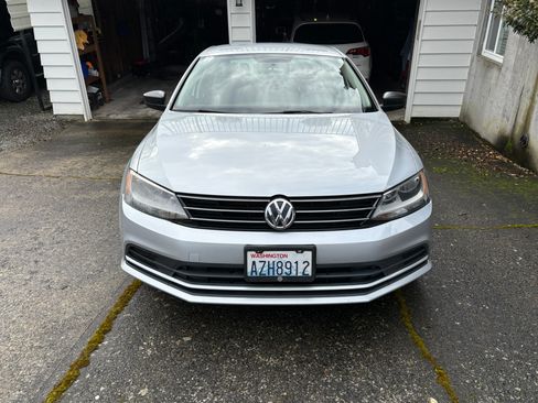 Used 2015 Volkswagen Jetta SE image 8