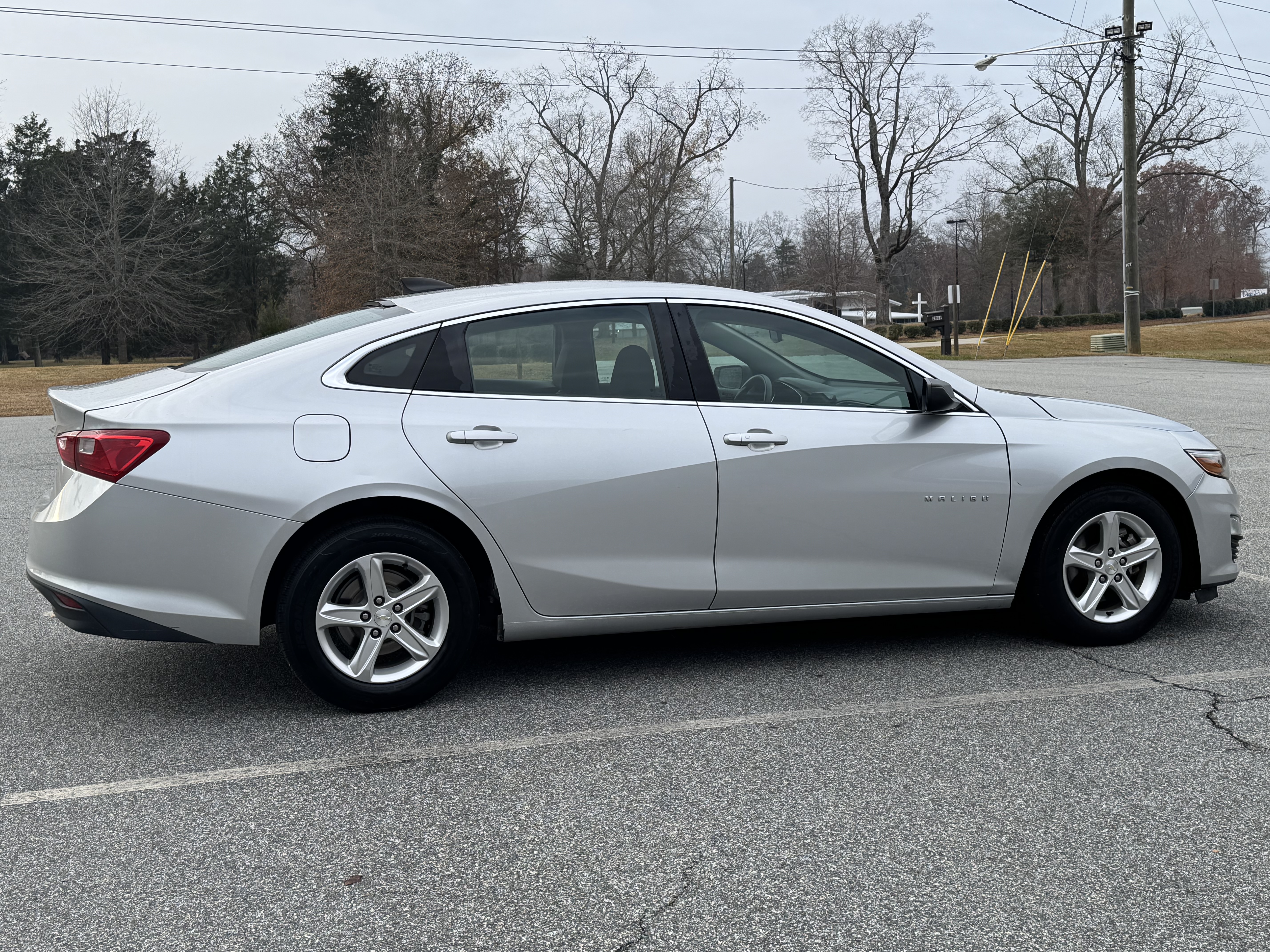 Used 2020 Chevrolet Malibu LS FWD image 6