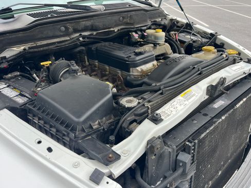 Used 2004 Dodge Ram 2500 Truck SLT w/ Off-Road Group image 13