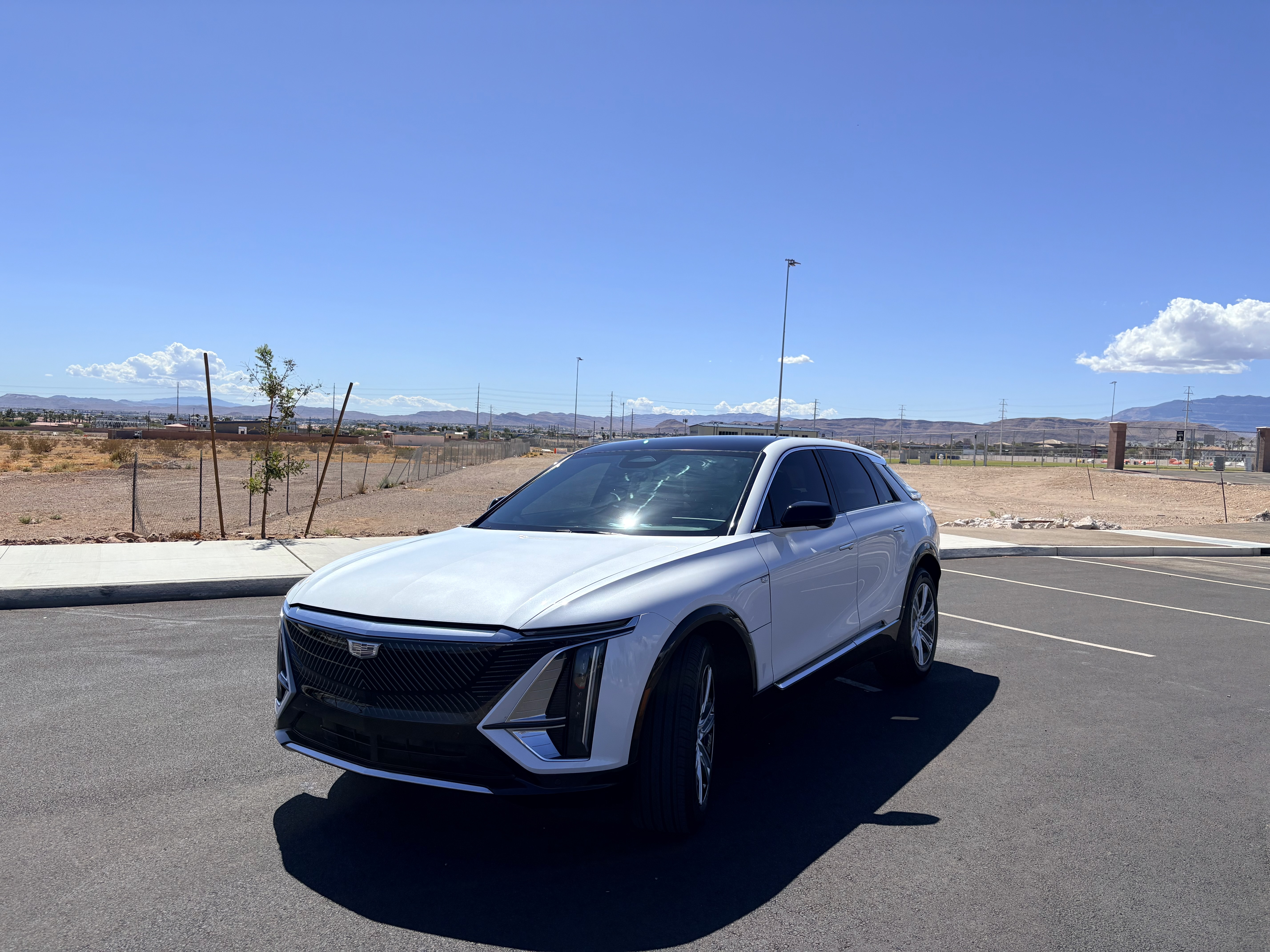 Used 2024 Cadillac Lyriq Tech AWD/4WD image 1