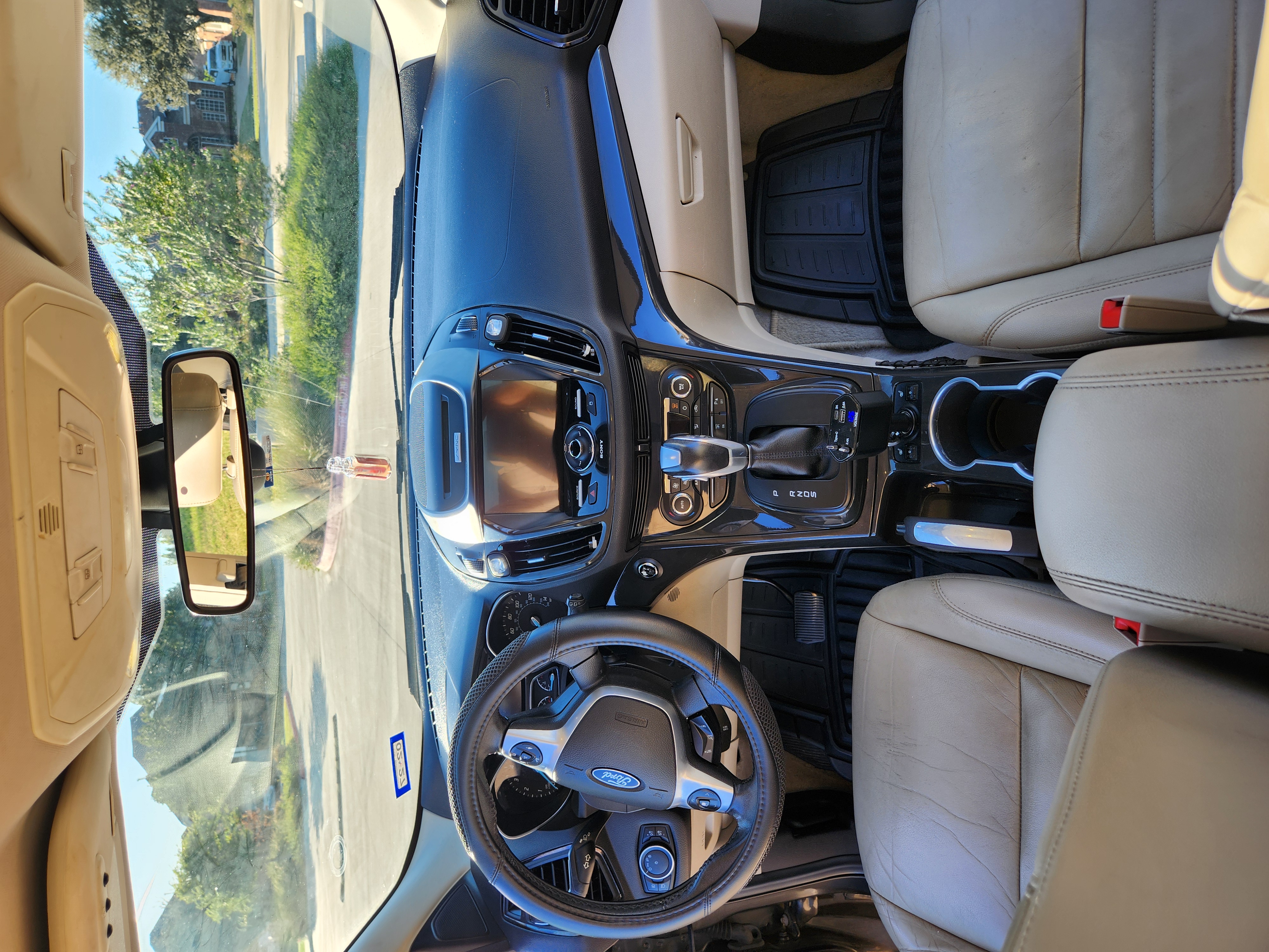 Used 2016 Ford Escape Titanium w/ Equipment Group 301A FWD image 10