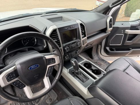Used 2019 Ford F150 Lariat AWD/4WD image 8
