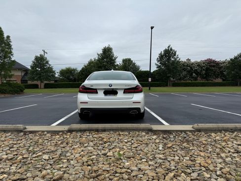 Used 2023 BMW 530e xDrive AWD/4WD image 6